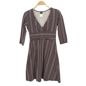 Patagonia Wrap Dress Womens Small Plum Botanical Leaf Print 3/4 Sleeve Excellent